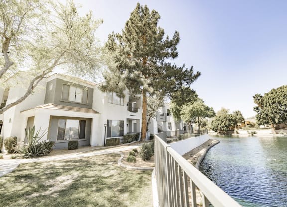 Lakeside apartments at Haven at Arrowhead Apartments in Glendale Arizona