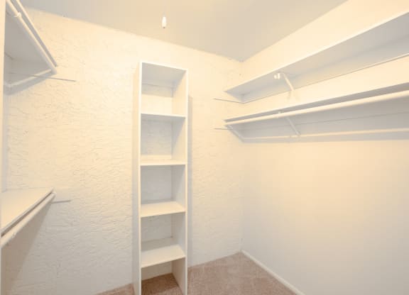 Large Closet at Townhomes on the Park in Phoenix Arizona