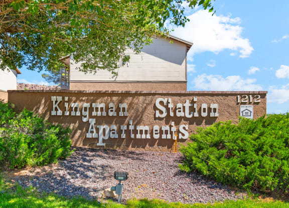 Monument Sign at Kingman Station Apartments