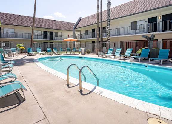 Pool at Avani North Tucson Apartments in Tucson Arizona
