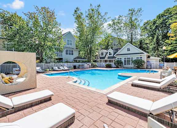 Pool With Sundecks at Ardenwood Apartments, North Haven, 06473