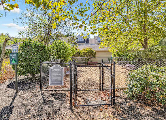 Dog Park at Ardenwood Apartments, North Haven, CT