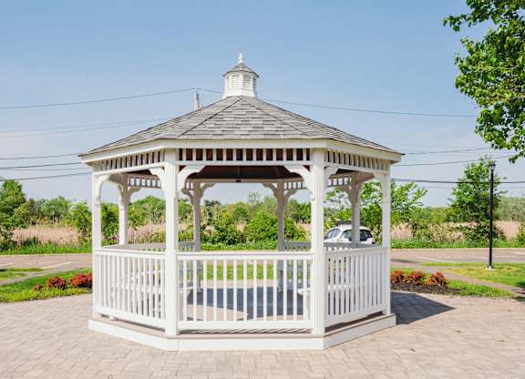 Gazebo at Encore 99, Connecticut