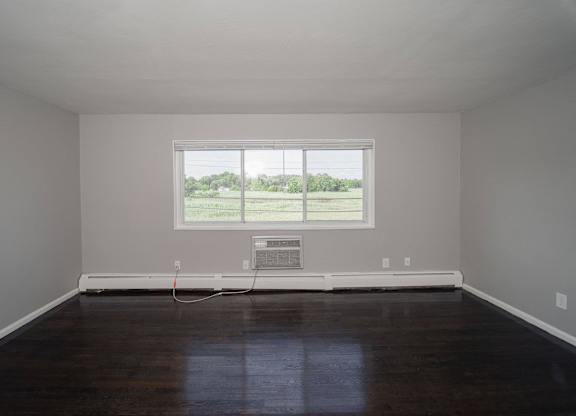 Unfurnished Living Area at Encore 99, East Haven, 06512