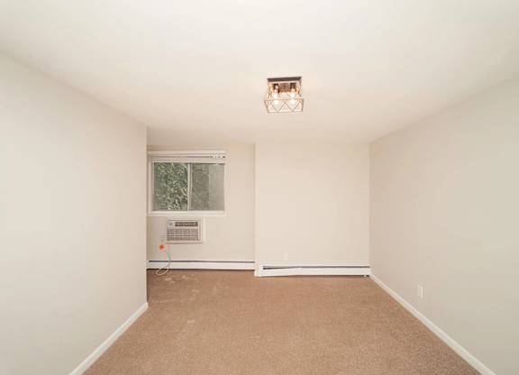 Carpeted Bedroom at Five High, West Hartford, 06119