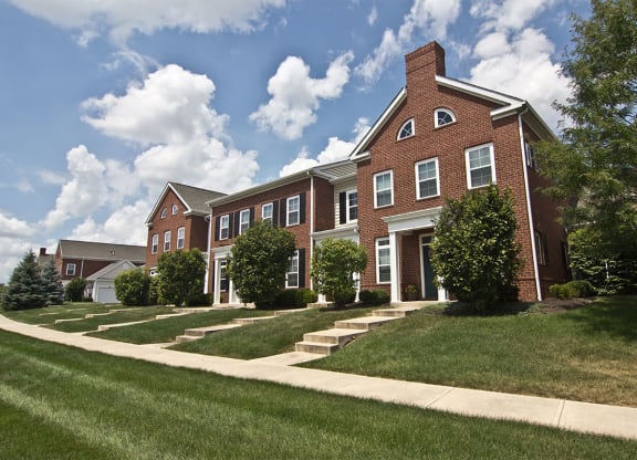 arlington park apartments building exterior