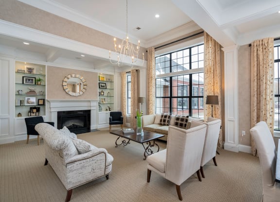 arlington park apartments lounge area
