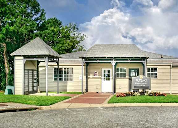 A small building with a sign that says "Chapel".
