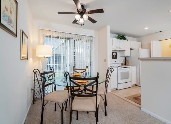 camden place apartments dining area