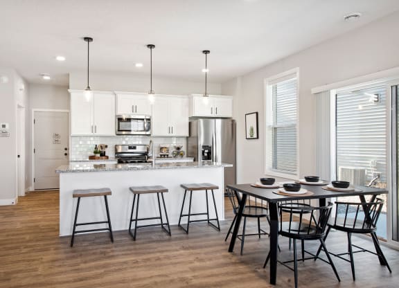 Canvas at Inver Grove _ Kitchen and Dining