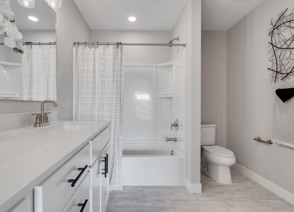 Canvas at St Croix _ Bathroom w/ Tub