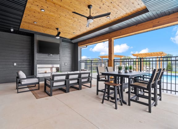 Canvas at St Croix Outdoor Lounge