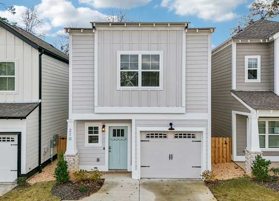 Exterior Cottage Magnolia floor plan at Turnberry Park in Gardendale, AL