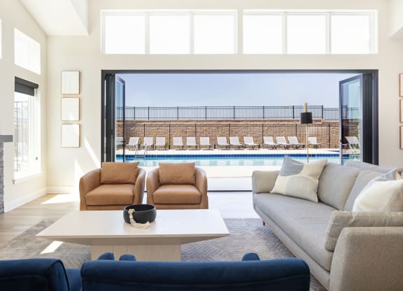 Resident Clubhouse Extends to Sparkling Pool Deck