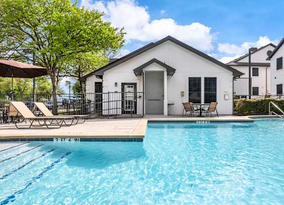 the enclave at homecoming terra vista pool