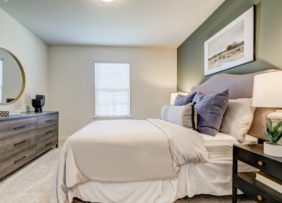 Spacious bedroom on 2nd floor of home for rent