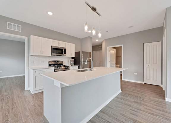 Spacious Apartment Kitchen at Lincoln Station Rowhomes