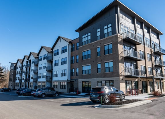 Brand New Luxury Apartments in Carmel, IN