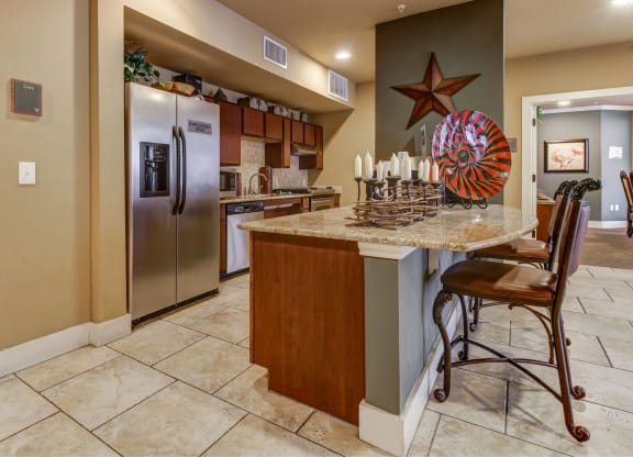 Community Kitchen with High Speed Internet