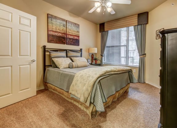 Bedroom with 9ft Ceilings with Ceiling Fans