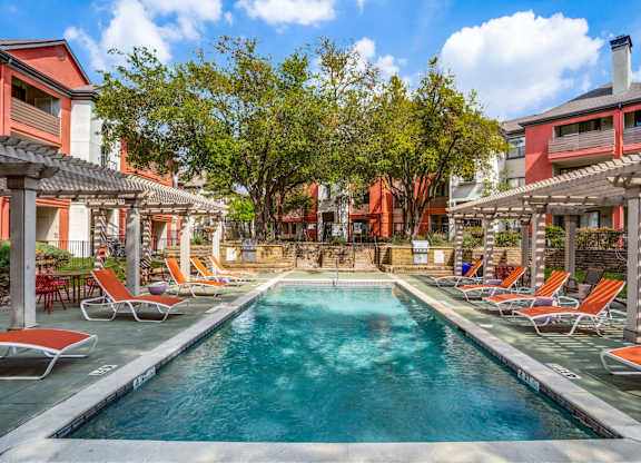 Pool and outdoor lounge area at The Lana, apartments for rent in Dallas