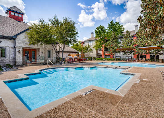 Poolside lounge area at The Lana, apartments for rent in North Dallas