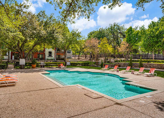 Outdoor swimming pool at The Lana, North Dallas apartments for rent