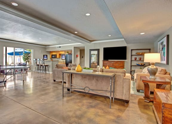 Bridges - lounge, Dean Weidner Investments
