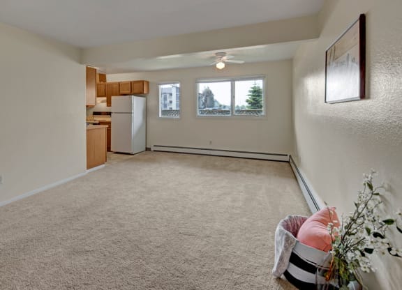 The Legacy Apartments - Living Room