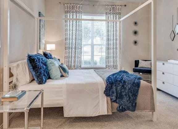 Sycamore Farms - Bedroom - Weidner