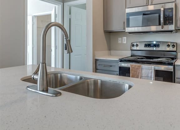 Sycamore Farms_ Kitchen with new appliances and natural lighting _Weidner