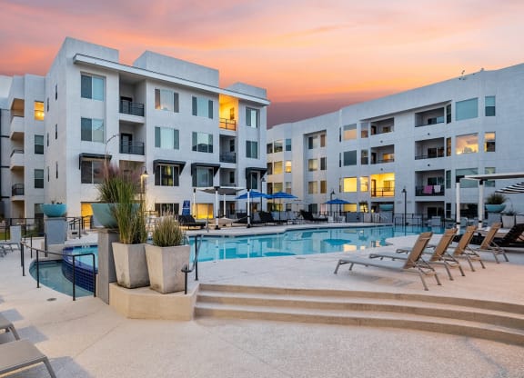 Skywater at Tempe Town Lake - Pool Deck