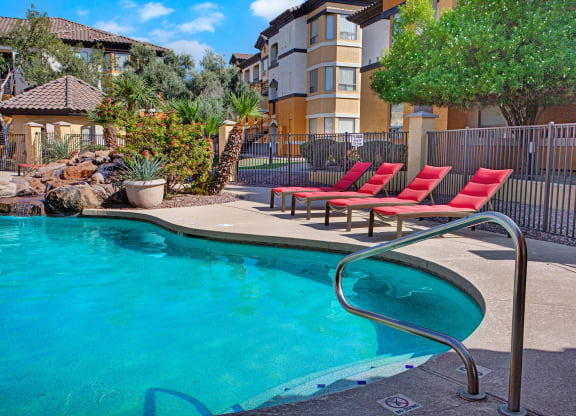 Sonoma Landing Pool