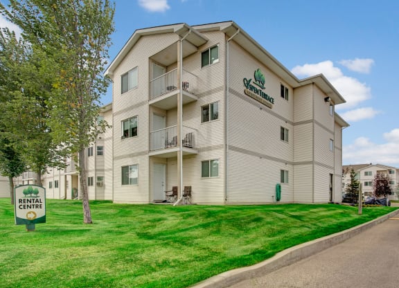 Aspen Terrace Exterior Apartments in Camrose, AB