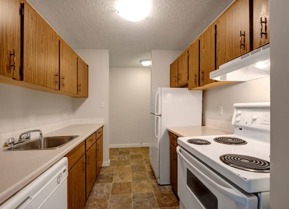 Gateway Gardens Apartments Kitchen Apartments for rent in St. Albert, AB