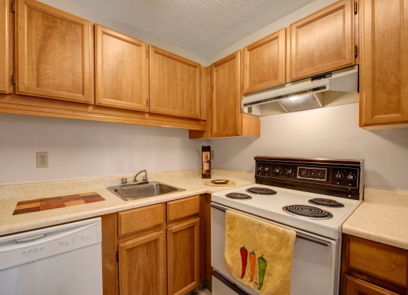 Gateway Square Apartment Homes Kitchen White Appliances Apartments for rent in St. Albert, AB