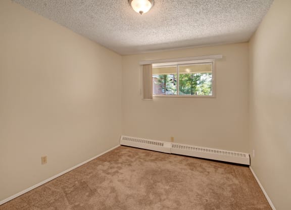 Stirling Place Bedroom Apartments for rent in Edmonton, AB