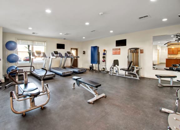Prairie Pines Gym Apartments with indoor gym for Rent in Williston, ND