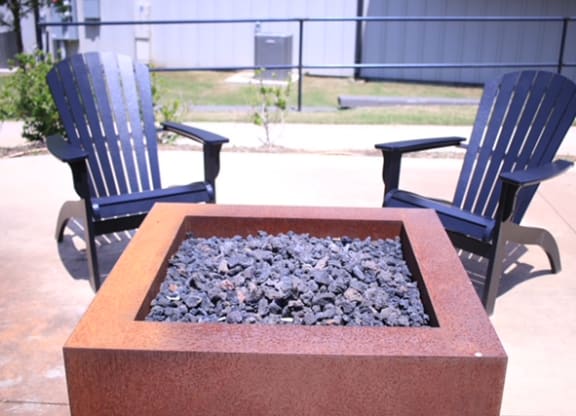 71 at Tulsa Hills Outdoor Seating