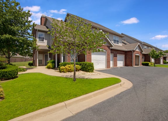 Lincoln Villas on Memorial Views