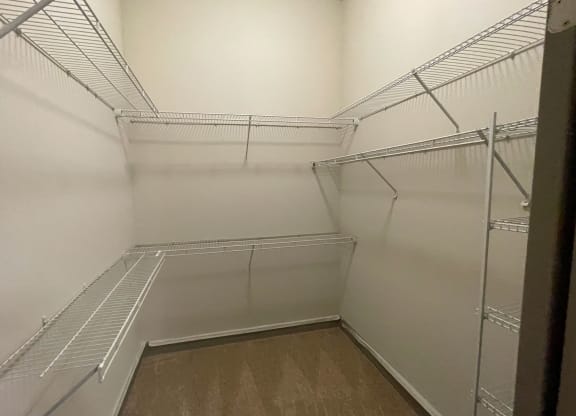 Cityplace Heights Walk-In Closet Apartments for rent Dallas, TX