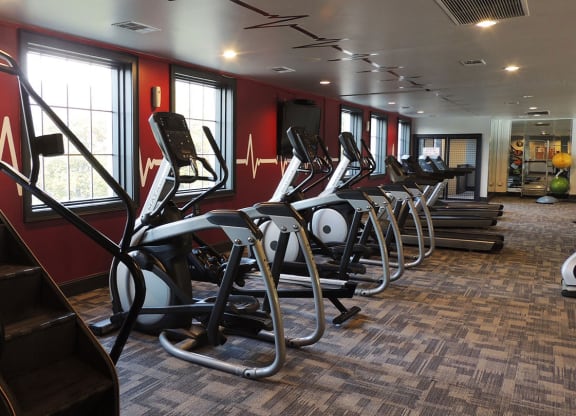 Firestone at West 7th Fitness Center Apartments near DFW