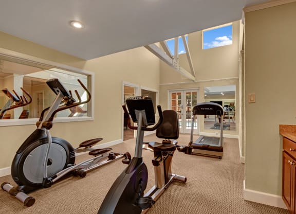 Las Colinas Gym Odessa, TX Apartment