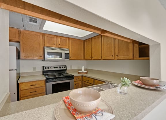 Summertree Place Kitchen Apartment for rent in Odessa, TX
