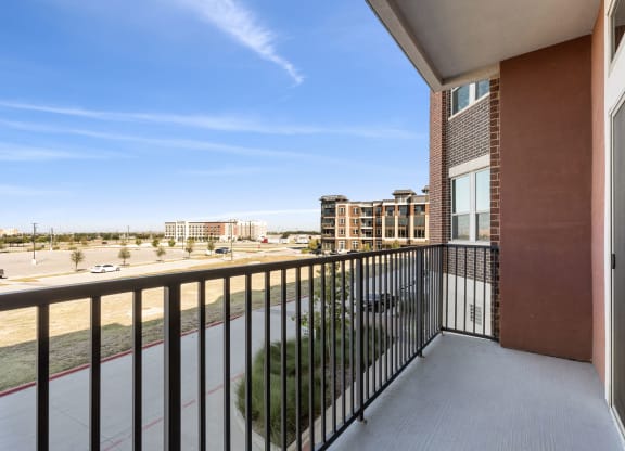 Waterford Market Apartments Balcony Views Dallas Texas Apartments