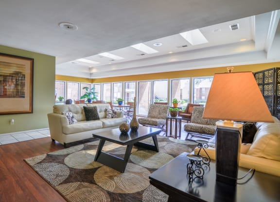 Wildflower Resident Lounge Midland Texas Apartment