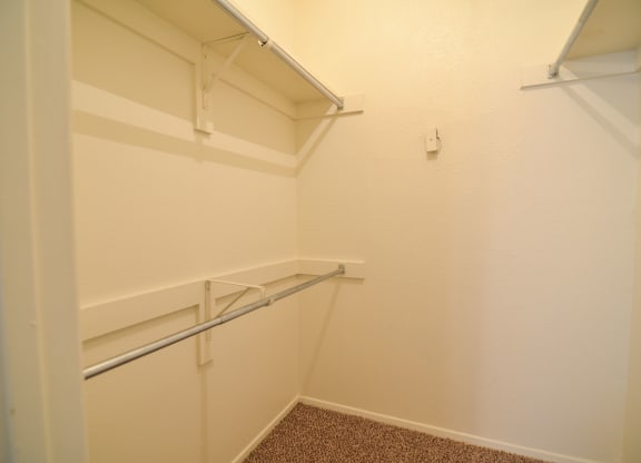Wildflower Closet Apartments for rent in Midland, TX