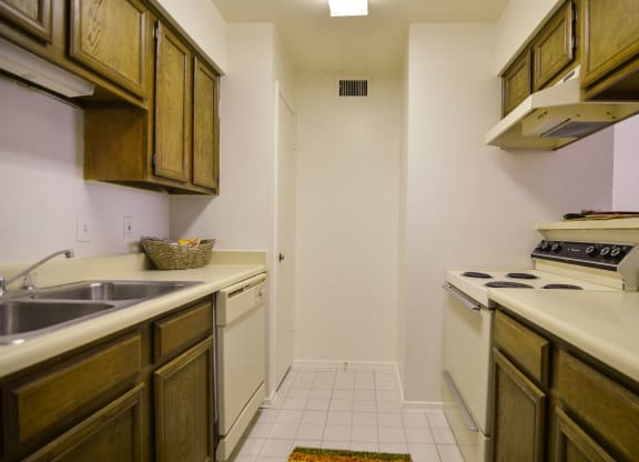 Wildflower Kitchen Apartment rental near Odessa, TX