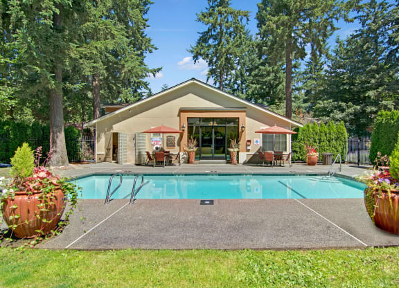 Asbury Park outdoor pool Apartments in Kirkland, WA
