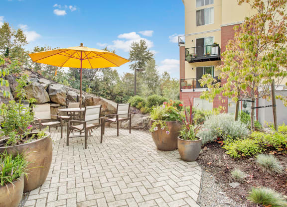 Heritage Hill Patio Apartments in Renton, WA